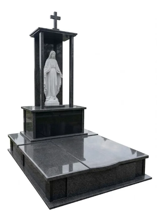 Nagrobek kapliczka z kolumnami i figurą Matki Bożej Opoczno